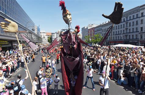 Karneval Der Kulturen 2016 Das Multi Kulti Event Wird 20 Jahre Alt B
