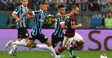 O sportv transmite o jogão! Grêmio e Flamengo empatam no primeiro jogo da semi da Libertadores