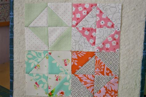 The Quilt Barn Vintage Quilt Thursday Hourglass Tutorial