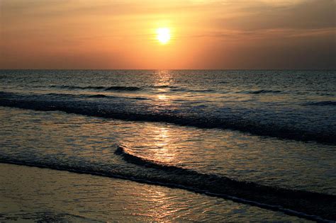 Ocean Sunrise Over Myrtle Beach Photograph By Scott Wood