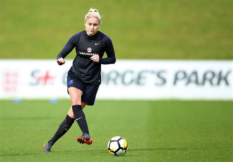 Women's Football Steph Houghton withdraws from England 