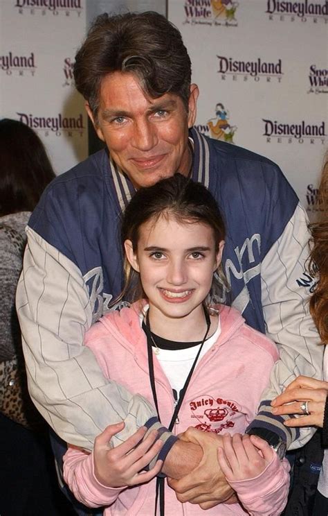 A Young Emma Roberts With Her Dad Eric Roberts Eric Roberts Emma