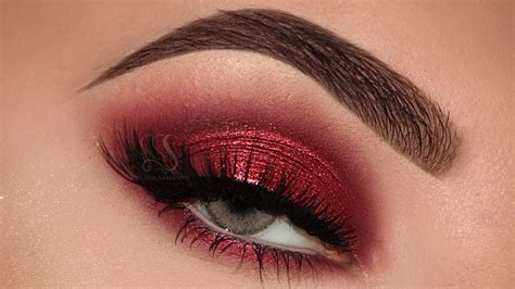 Eye makeup is tricky, but this roadmap will make you an expert. RED Eyeshadow + NUDE Lips! Holiday Makeup Tutorial 2017 ...