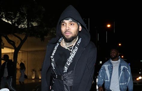 6'1''(in feet & inches) 1.8542(m) 185.42(cm). Chris Brown Responds to Criticism Over 'Black B*tches With ...