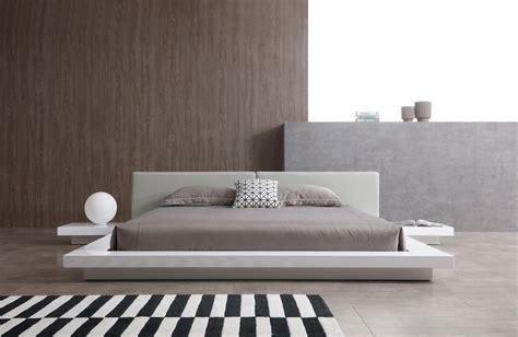 Whether your bedroom's aesthetic is purely modern or fits a traditional decorating style, there's a platform bed here for you. Modrest Opal Modern White & Grey Platform Bed