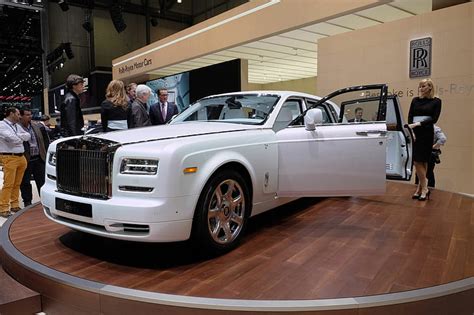 Hd Wallpaper Rolls Royce Pinnacle Travel Phantom Rolls Serenity