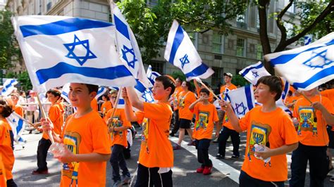 The israel defense forces said that families in tel aviv had been woken up and taken to bomb shelters. Celebrate Israel Live Stream - YouTube