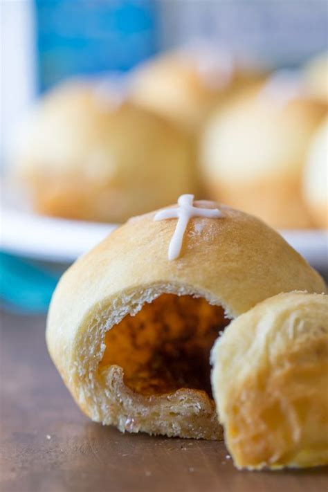 Dead mouse found in the bottom of a can of green beans in oklahoma by andrew and chelsea belflower as they were preparing food for an easter celebration. Empty Tomb Rolls - a really great way to teach your kids ...