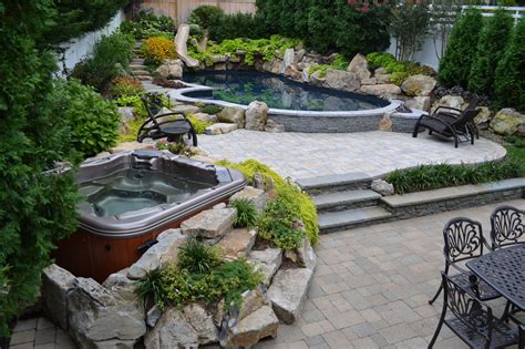 Want to see an awesome pool and spa in a small backyard ...