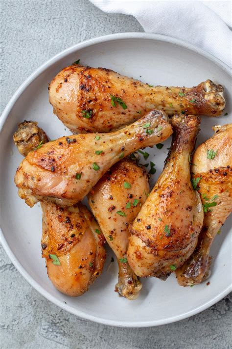 But i couldn't find it posted here, and it's so good, i thought i'd share it. Baked Chicken Legs - Momsdish