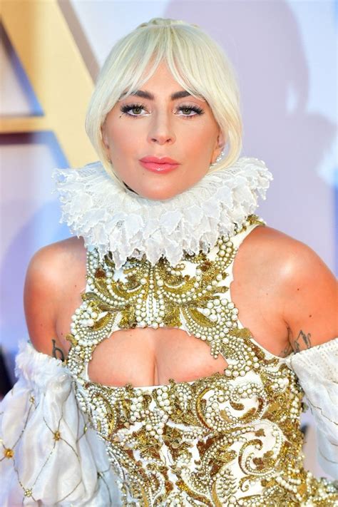 Lady Gaga Looks Like A Renaissance Queen At The London Premiere Of A Star Is Born