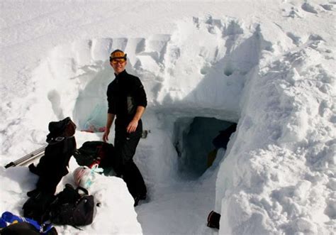 How To Build A Snow Cave To Keep Warm Snow Addiction News About