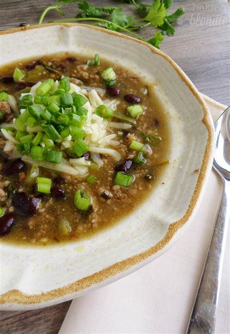 It's perfect all year round and is always a crowd pleaser. Chili Verde Soup