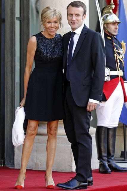 44 Emmanuel Macron Wife And Stepson Background Andie Diaz