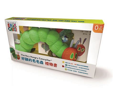 大受歡迎的經典英語兒童繪本《the very hungry caterpillar》（中譯《好餓的毛毛蟲》）作者eric carle（艾瑞‧卡爾）於周日（23日）逝世，享年91歲。 艾瑞．卡爾遊戲書：好餓的毛毛蟲禮物書(85折) | | 硬頁繪本 | 小書蟲童書坊