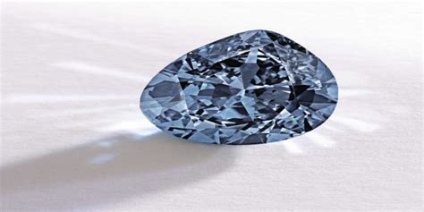 Bunny Mellons Blue Diamond Breaks World Record At Sothebys Auction