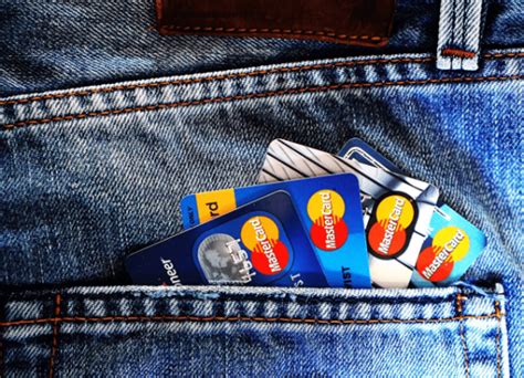 We considered a number of factors, including security deposit minimums, fees, rewards programs and apr. Top 6 Best UNSECURED Credit Cards to Rebuild Credit | 2017 Ranking | Unsecured Cards to Build ...