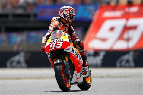 Related articles more from author. Valentino Rossi And Marc Márquez Wallpapers - Wallpaper Cave
