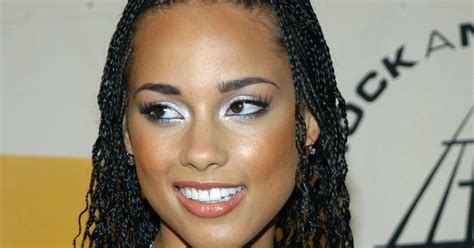 Alicia Keys Beauty Evolution From Flawless To Flawless Huffpost Life