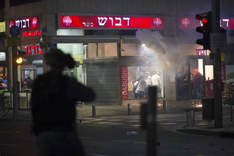 Violence Mars Protest By Ethiopian Jews Al Jazeera