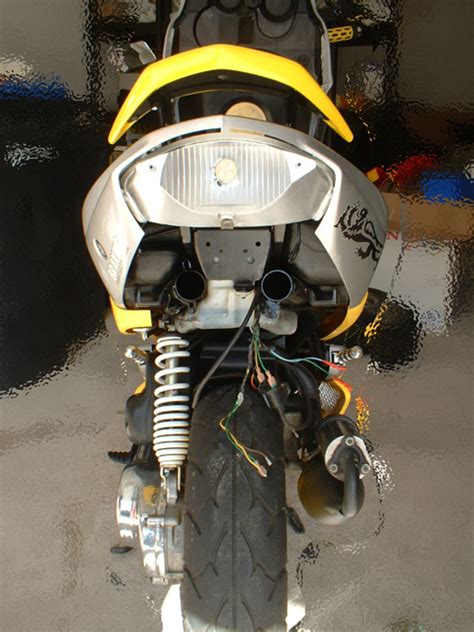 Leider sind noch keine kommentare von anderen besuchern geschrieben worden. Peugeot Speedfight 2 entdrosseln Tuning | Einbauanleitung ...