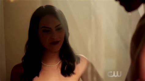 Riverdale Archie Veronica Shower Scene Hot Youtube