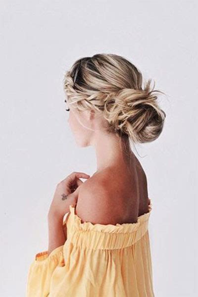 In case you're looking for a right hairstyle for a christmas party, we've gathered some really cool ideas for every taste. 12 Summer Hairstyle Bun / Updo Ideas For Girls & Women ...