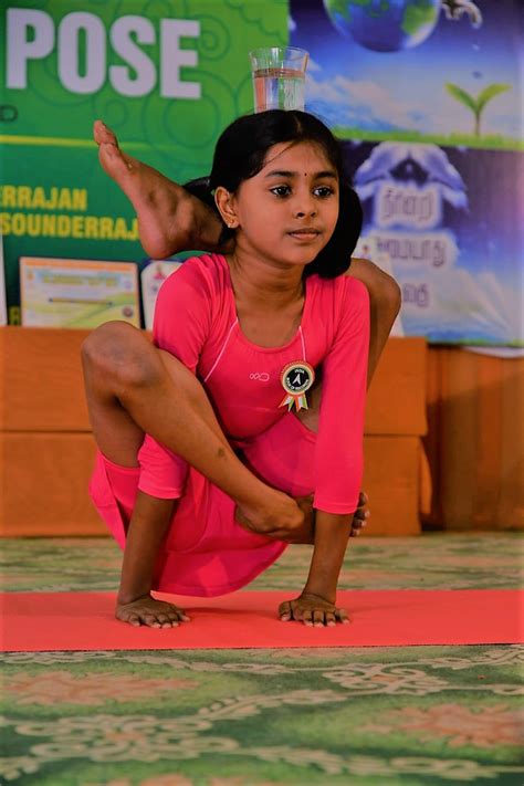 These books either helped you see yoga in a new plane of view, or helped you shift your time on the mat. LONGEST TIME TO HOLD OMKARA YOGA ASANA - India Book of Records
