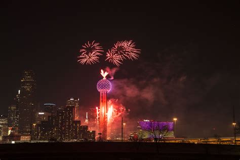 Reunion Tower New Years Fireworks 2019 Nbc 5 Dallas Fort Worth