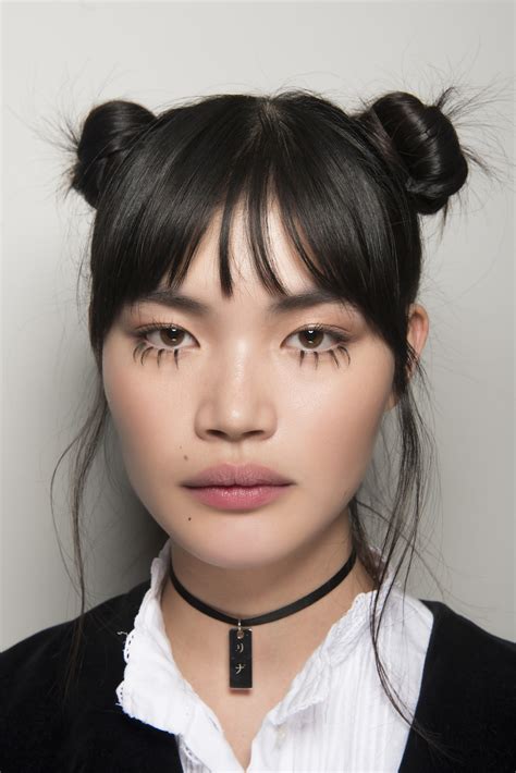 13 Runway Inspired Hairstyles For The Lazy Girl