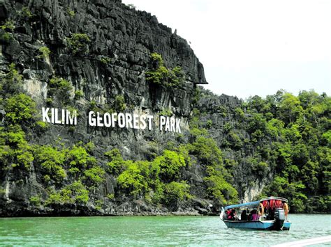 The world geopark network is a unesco assisted network of parks with special geological interest currently made up of six geoparks in china, the united kingdom, japan, germany, canada and malaysia. About Langkawi - Naturally Langkawi