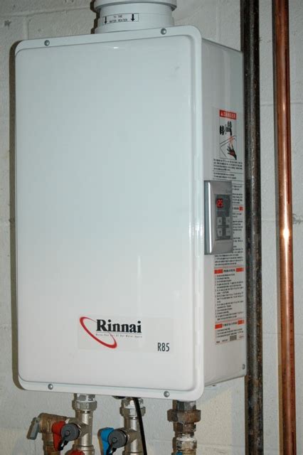From a uniform energy factor (uef) of.79 up to.95 to the ability to handle three or four fixtures at once, these units outperform. harga water heater gas rinnai ~ five posting