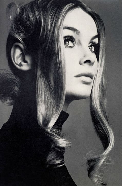 Jean Shrimpton Photo By Richard Avedon Vogue Uk 1969 Vintage Vogue