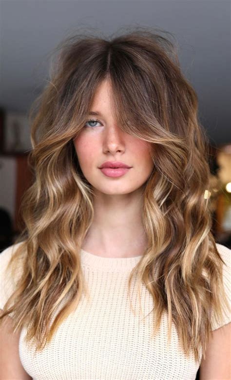 New Haircut Ideas For Women To Try In Soft Texture Curtain