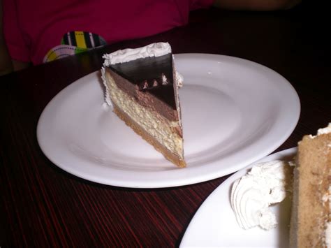 Tapi setiap kali ke secret recipe, pasti ada dikalangan anda yang tidak tahu kek perisa apakah yang patut dicuba. ♥Cik Rose Cute♥: Kek Secret Recipe