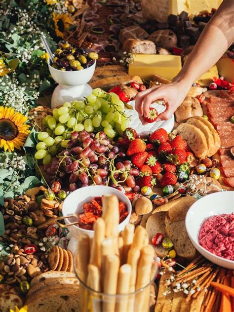 What you MUST know about Grazing Tables before you plan your Wedding