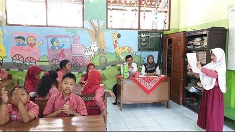 Contoh Pidato Bahasa Jawa Tentang Pendidikan Karakter
