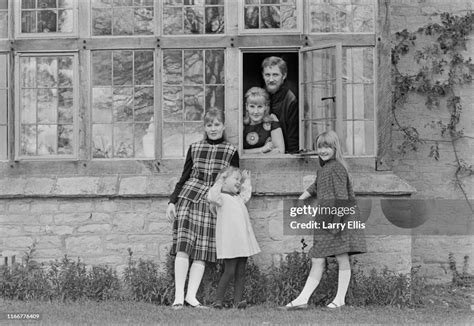 British Actor Roy Dotrice With His Wife British Actress Kay Dotrice News Photo Getty Images