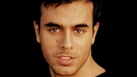 Enrique Iglesias Mole Before And After
