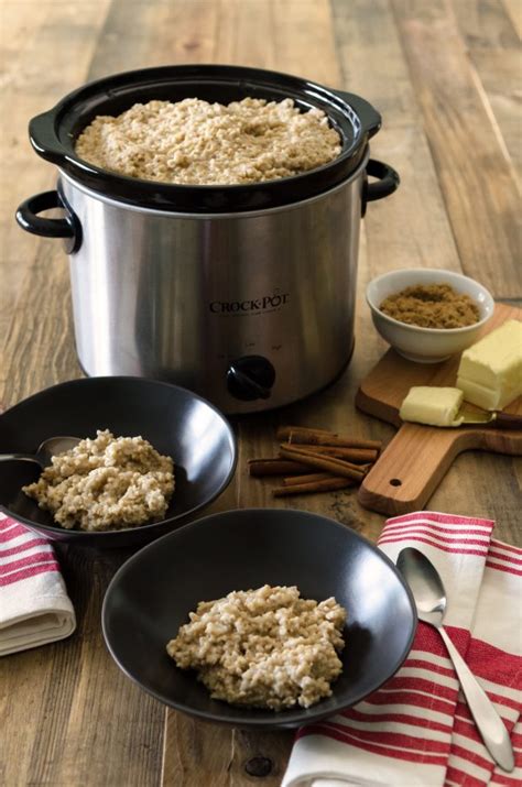 How To Make Steel Cut Oats In The Slow Cooker Bobs Red Mill