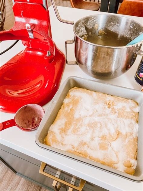 To make an easy zucchini cake, combine a box of yellow cake mix with three eggs and 1/2 cup oil, then stir in 1 1/2 cups grated zucchini until well blended. How Do You Make Banana Cake From Scratch? - Cherrington ...