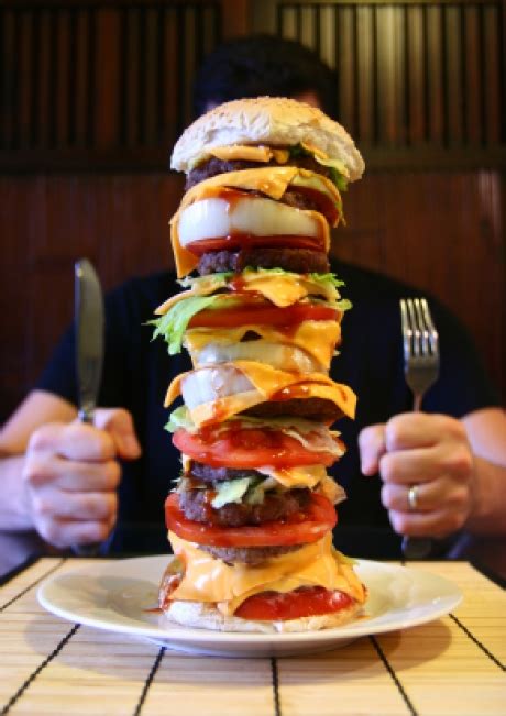 découvrez le plus gros hamburger du monde