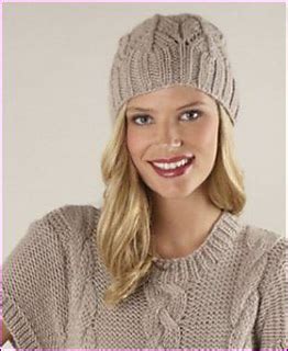 Ravelry: Moda Vera Manhatten Beanie pattern by Spotlight ...