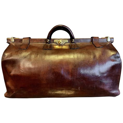 This bag is inspired by doctor's travel bags of years past. Leather Gladstone Bag, 1920s at 1stDibs