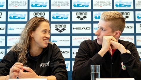 Fake followers, likes, engagement, comments, stories, audience, demographic info, advertisers, brands. Sarah Köhler und Florian Wellbrock: Schwimmsportler-Paar ...