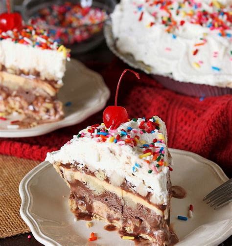 Frozen 7 Layer Banana Split Pie The Kitchen Is My Playground