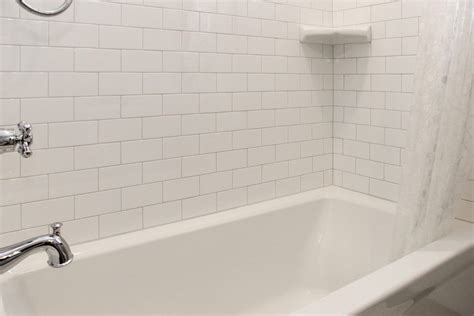 20 White Bathtub Tile Surround