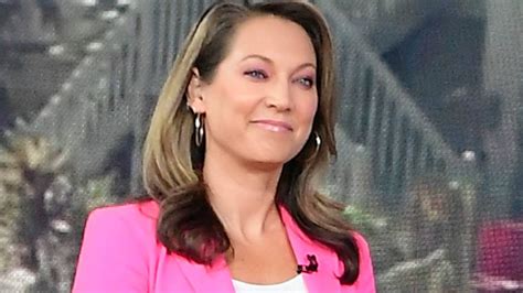 Gma S Ginger Zee Gets Personal With Emotional Revelation At Work As Co Stars Show Support Hello