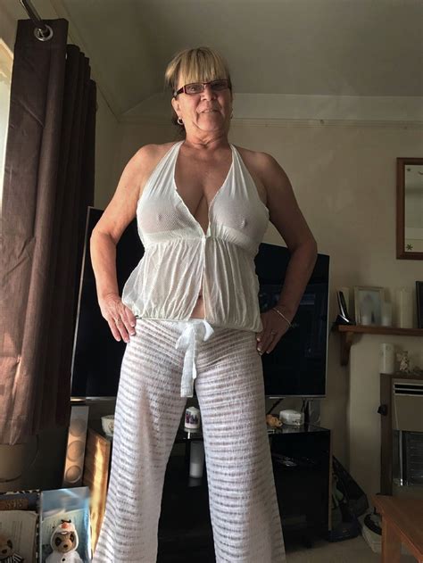 Naked Older Wife Porn Photos Grannypornpic Com