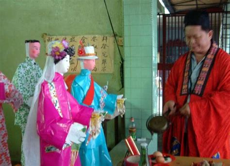 Qingming Festival Tomb Sweeping And Ghost Marriages Odd Culture